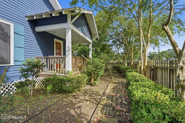 914 S Main Street, Breaux Bridge, LA 70517