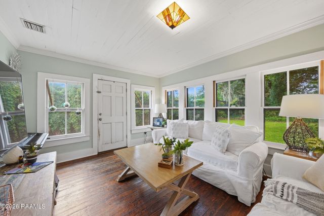914 S Main Street, Breaux Bridge, LA 70517