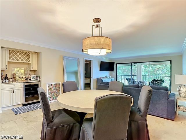 800 MISTY PINES CIR 202, Naples, FL 34105