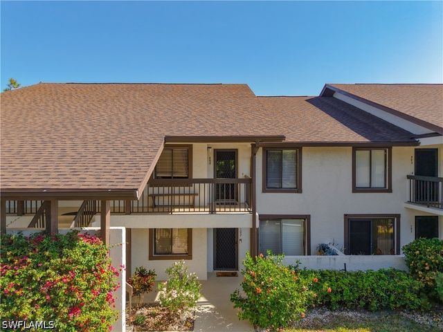 800 MISTY PINES CIR 202, Naples, FL 34105