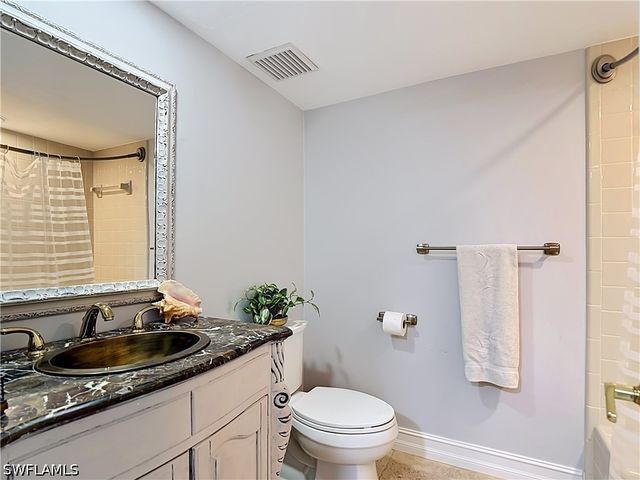 800 MISTY PINES CIR 202, Naples, FL 34105