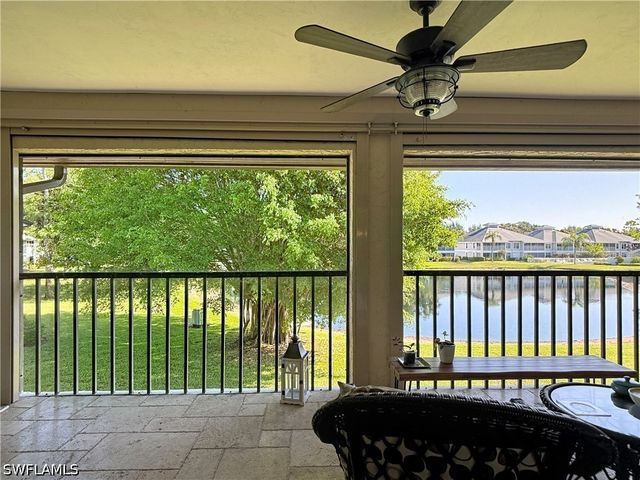 800 MISTY PINES CIR 202, Naples, FL 34105