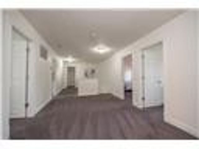 438 White Pine Ln, Economy, PA 15005