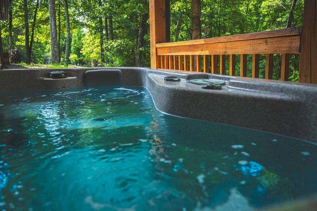 72 Gibbs Trail, Mineral Bluff, GA 30559