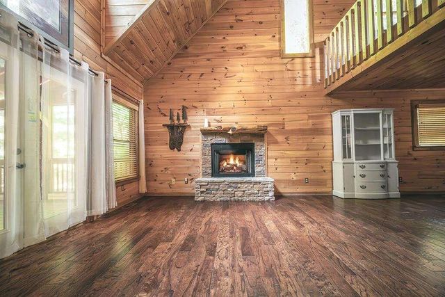 72 Gibbs Trail, Mineral Bluff, GA 30559