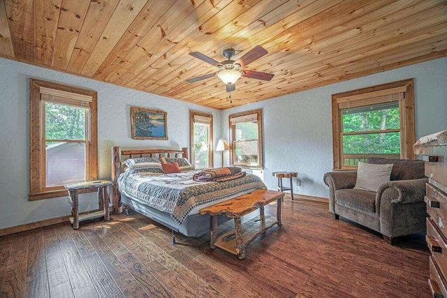 72 Gibbs Trail, Mineral Bluff, GA 30559