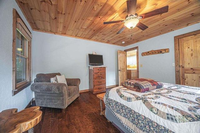 72 Gibbs Trail, Mineral Bluff, GA 30559