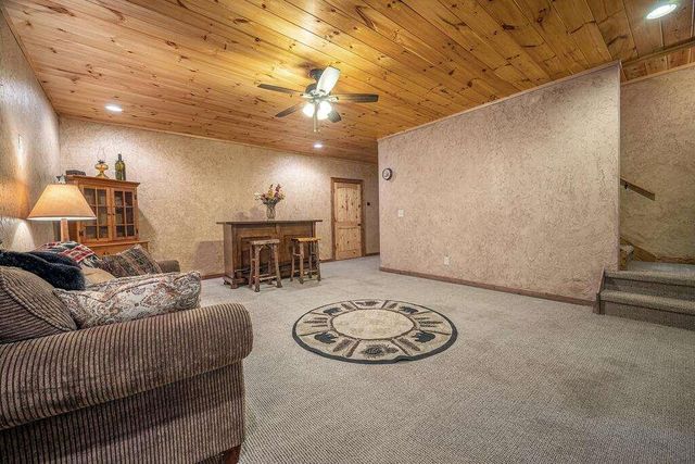 72 Gibbs Trail, Mineral Bluff, GA 30559