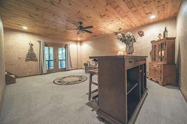 72 Gibbs Trail, Mineral Bluff, GA 30559