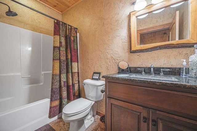 72 Gibbs Trail, Mineral Bluff, GA 30559