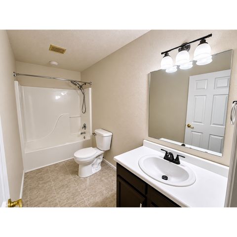 8123 Maple Stream Boulevard, Indianapolis, IN 46217