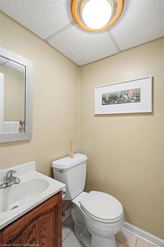 3330 Homestead Drive, Waterford Charter Township, MI 48329