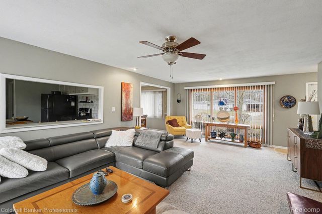 3330 Homestead Drive, Waterford Charter Township, MI 48329