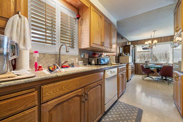 5343 Knox Dr, Linden, CA 95236