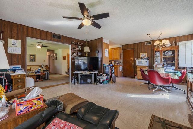 5343 Knox Dr, Linden, CA 95236