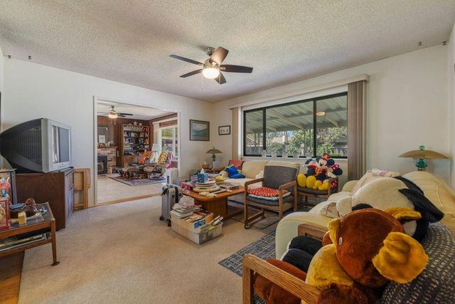 5343 Knox Dr, Linden, CA 95236