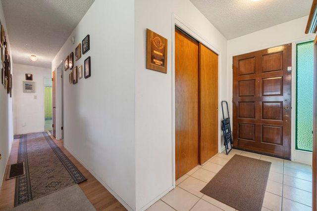 5343 Knox Dr, Linden, CA 95236