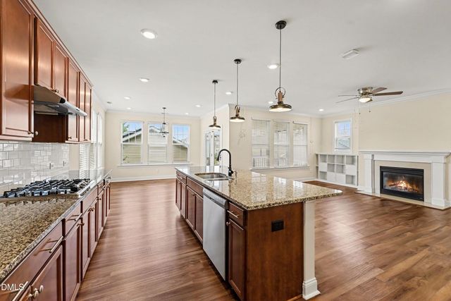 2917 Farmhouse Drive, Apex, NC 27502