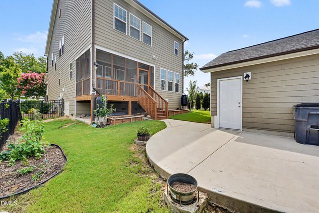 2917 Farmhouse Drive, Apex, NC 27502