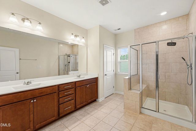 2917 Farmhouse Drive, Apex, NC 27502