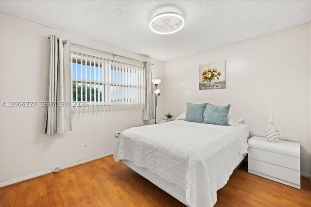 2911 N Pine Island Rd 311, Sunrise, FL 33322