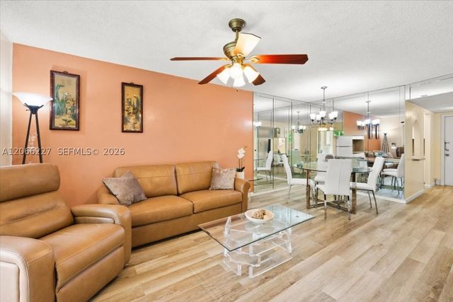 2911 N Pine Island Rd 311, Sunrise, FL 33322