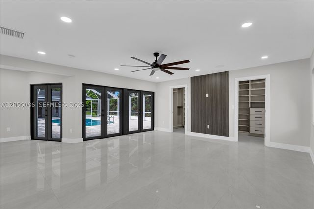 17640 SW 52nd Ct, Southwest Ranches, FL 33331