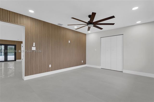 17640 SW 52nd Ct, Southwest Ranches, FL 33331