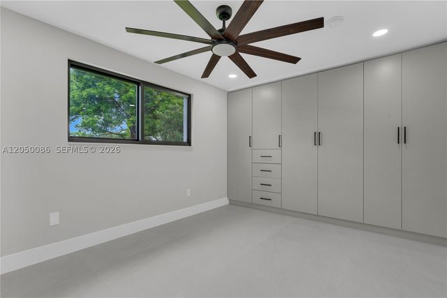 17640 SW 52nd Ct, Southwest Ranches, FL 33331