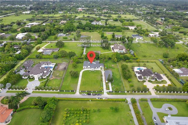 17640 SW 52nd Ct, Southwest Ranches, FL 33331