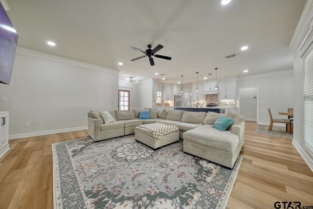 14638 Fallow Ln, Lindale, TX 75771