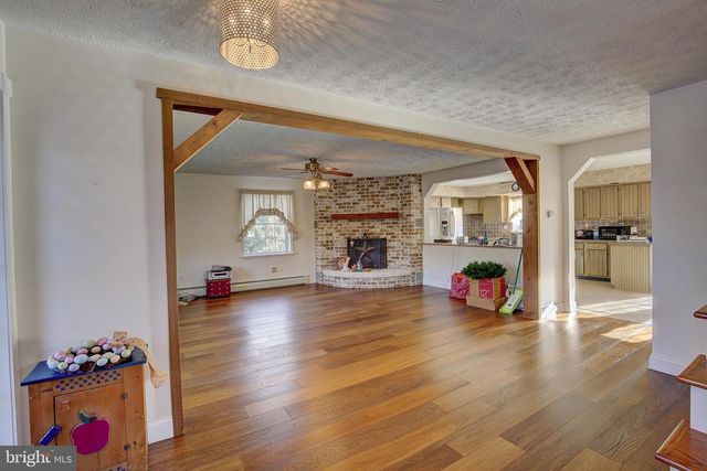 241 EARTH STATION RD, Catawissa, PA 17820