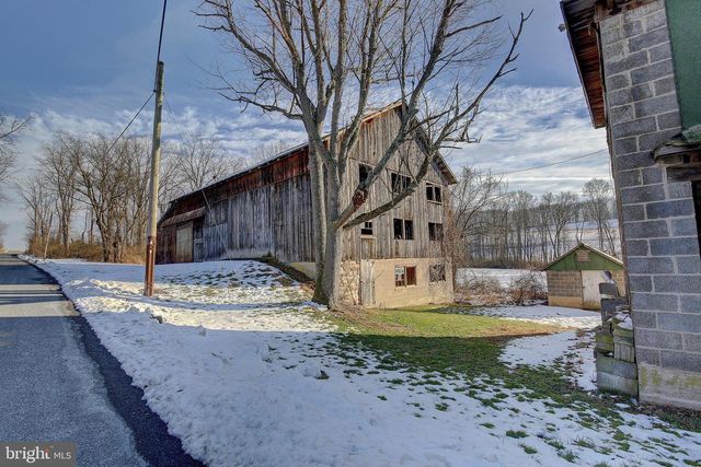 241 EARTH STATION RD, Catawissa, PA 17820