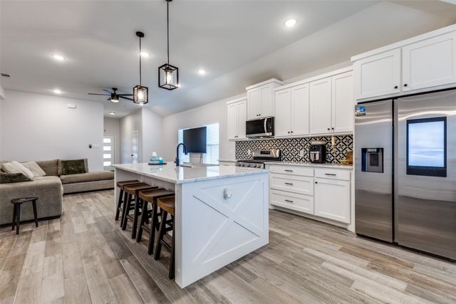 8730 Dunlap Street, Dallas, TX 75217