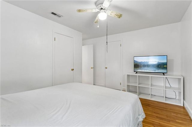 319 Mistletoe DR, Newport News, VA 23606