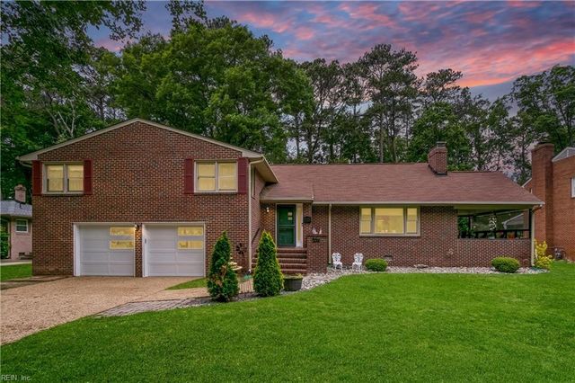 319 Mistletoe DR, Newport News, VA 23606