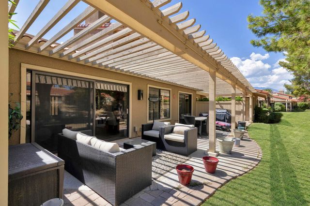 38 Tennis Club Drive, Rancho Mirage, CA 92270