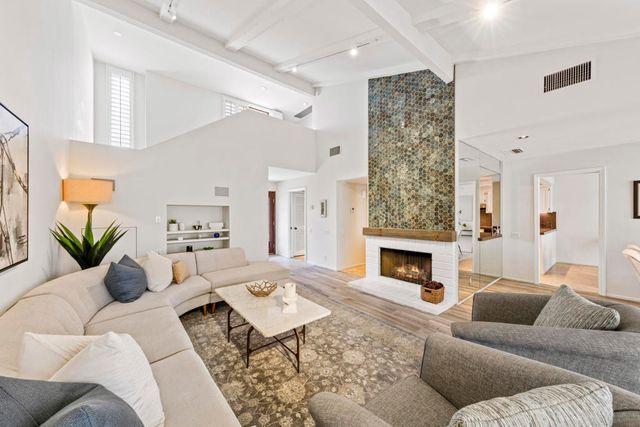 38 Tennis Club Drive, Rancho Mirage, CA 92270