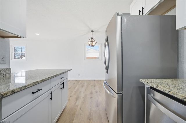 1517 Ekstine DR, Portsmouth, VA 23701