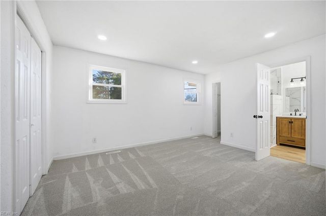 1517 Ekstine DR, Portsmouth, VA 23701