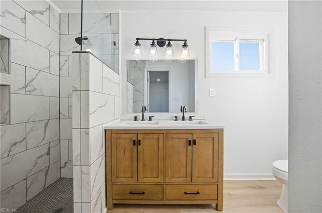 1517 Ekstine DR, Portsmouth, VA 23701