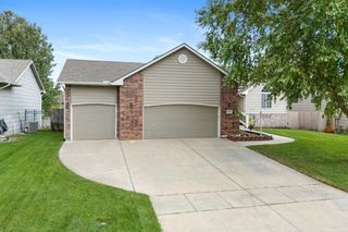 11102 W Greenspoint, Wichita, KS 67205