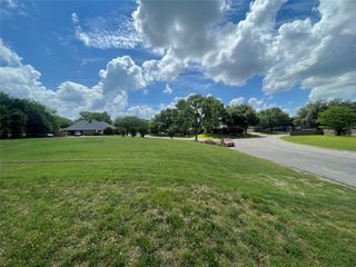 2309 Meadows Lane, Sherman, TX 75092