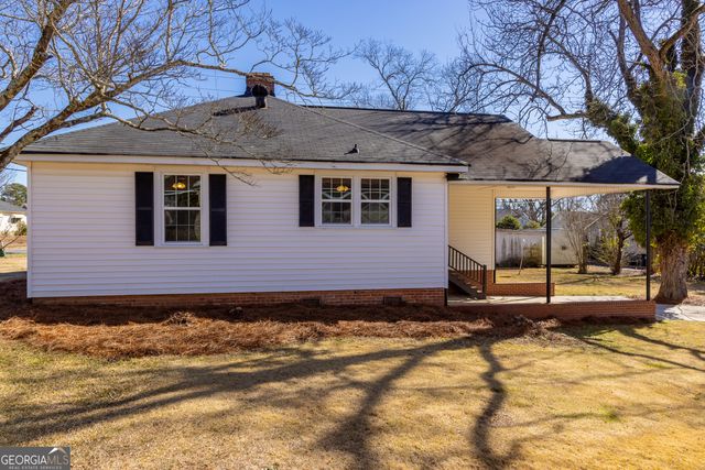516 W Goodrich Avenue, Thomaston, GA 30286