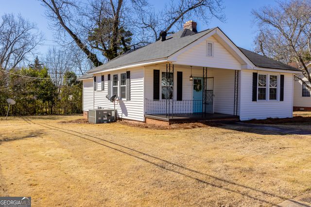 516 W Goodrich Avenue, Thomaston, GA 30286