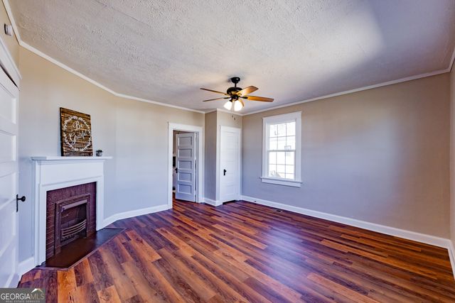 516 W Goodrich Avenue, Thomaston, GA 30286