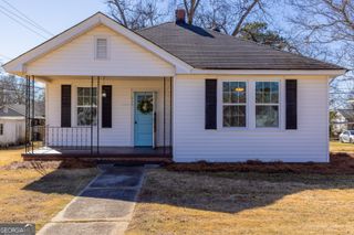 516 W Goodrich Avenue, Thomaston, GA 30286