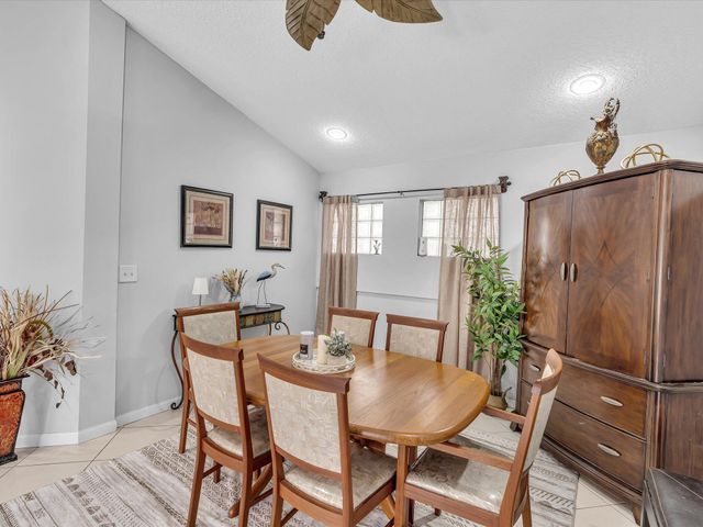 7559 Savannah Lane, Greenacres, FL 33463