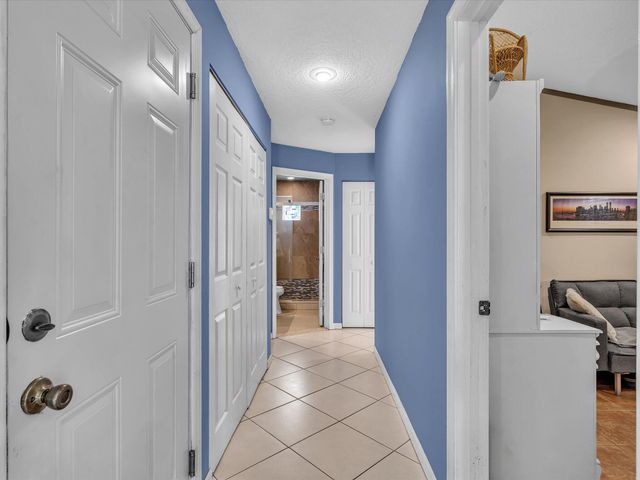 7559 Savannah Lane, Greenacres, FL 33463