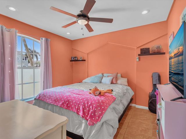 7559 Savannah Lane, Greenacres, FL 33463